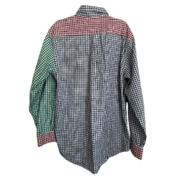 Vineyard Vines Casual Red and Green Button Down Shirt - Picture 2 of 9